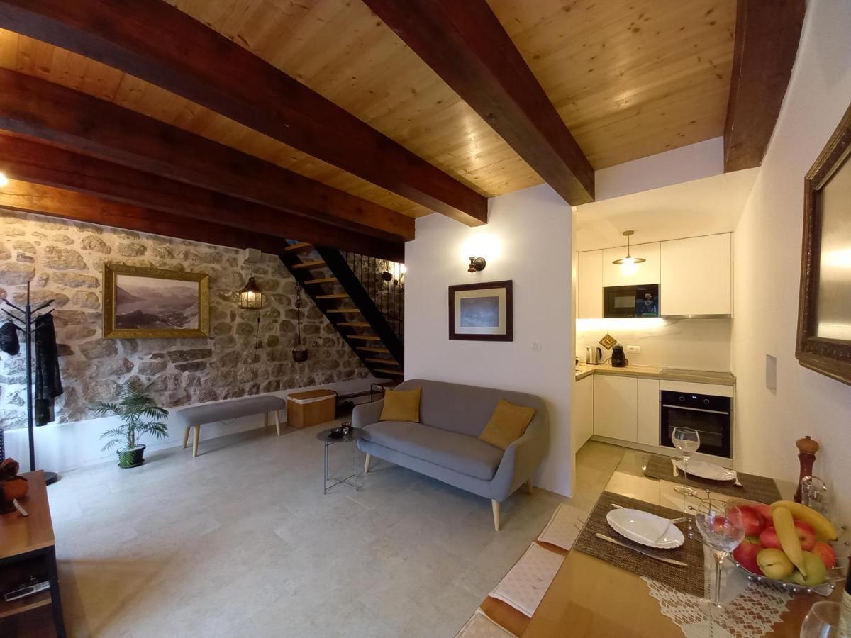 Romantic Stone House By The Sea **** Kotor Exterior foto